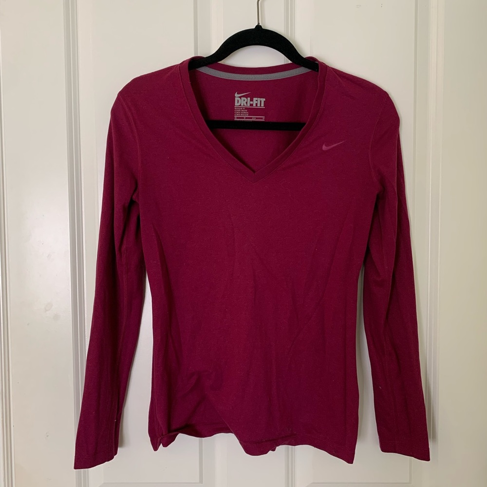 Nike Dri-fit long sleeve v-neck. Size XS